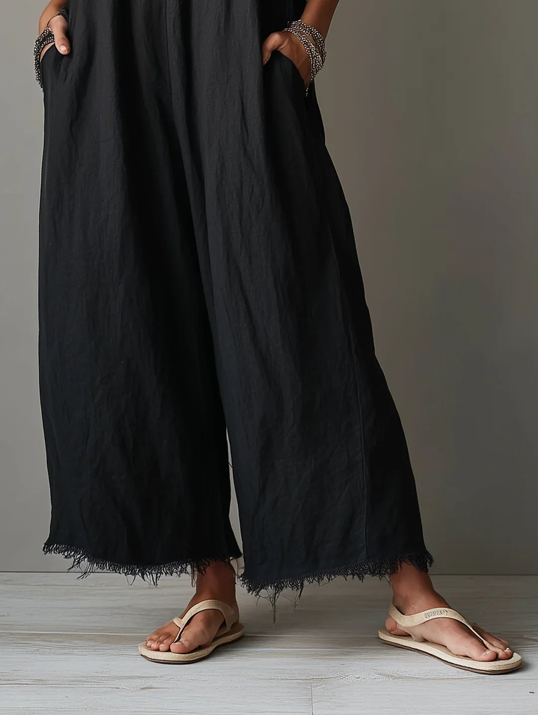LÉA - WOMEN'S MINIMALIST JUMPSUIT